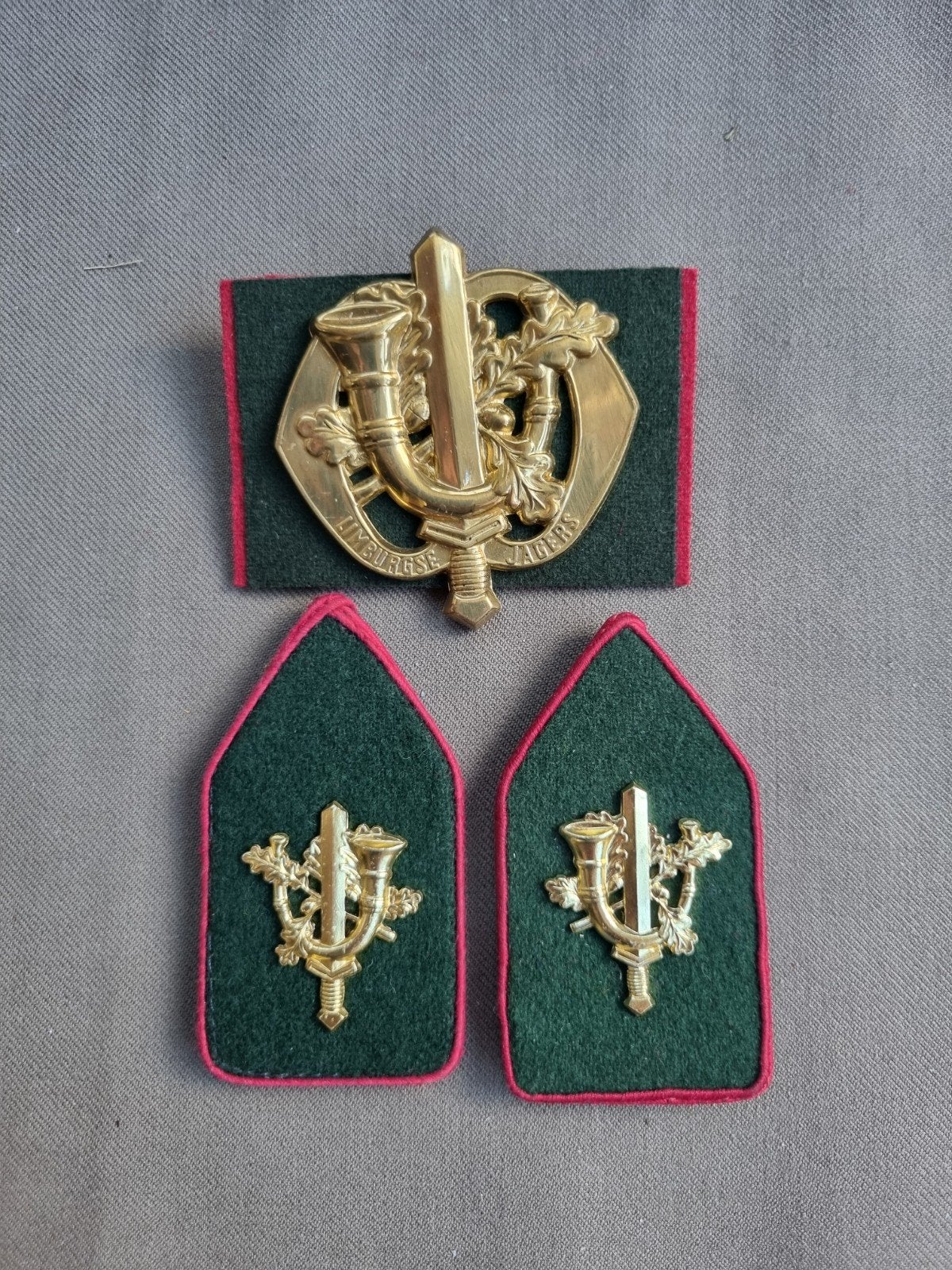 setje Regiment Limburgse Jagers (natosluiting), Ophalen of Verzenden, Landmacht, Nederland, Embleem of Badge