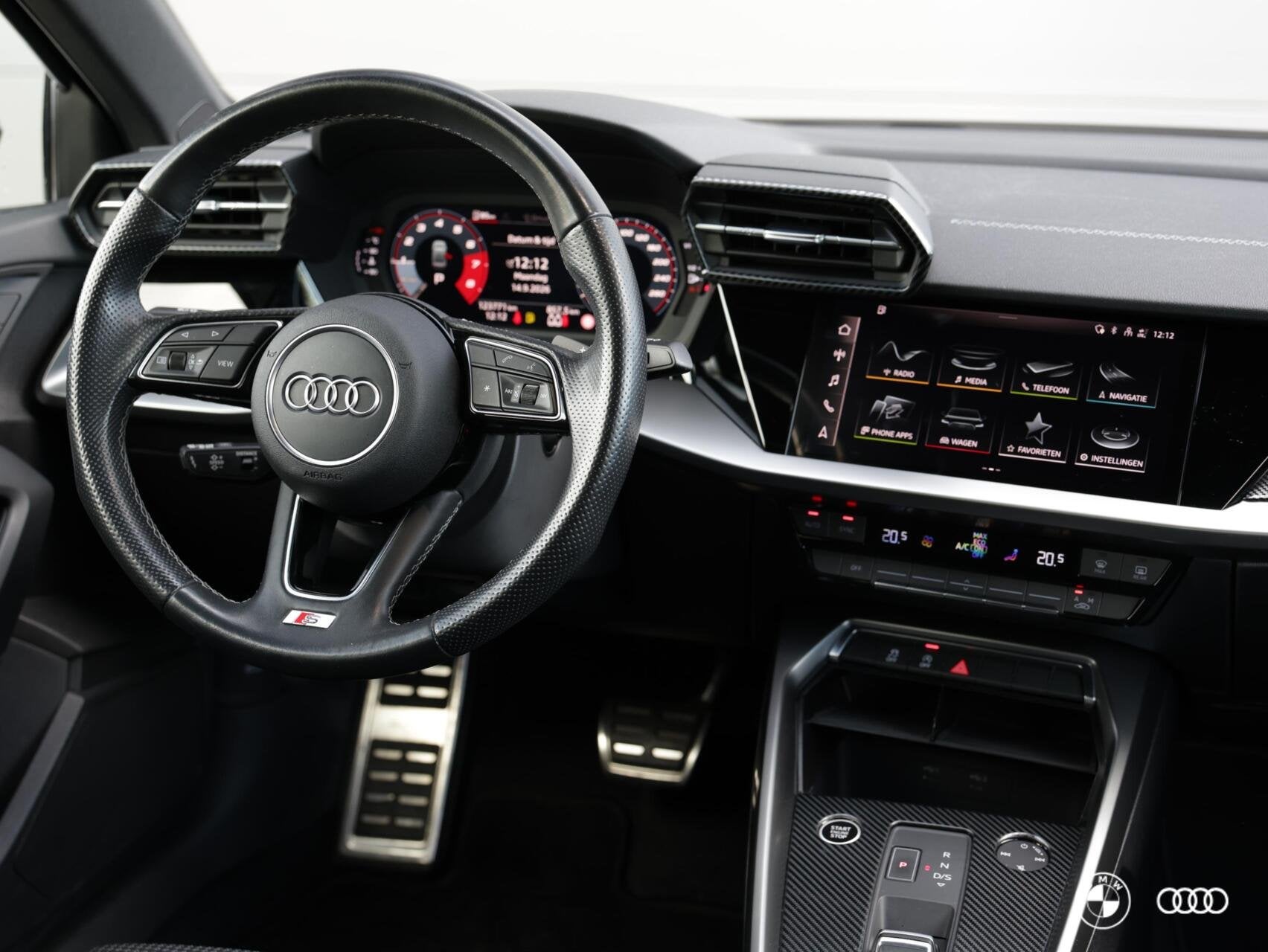 Audi A3 30 TFSI S EDITION / BLACK PACK / 3 x S-LINE / ACC /, Met garantie (alle), Leder en Stof, Zwart, Origineel Nederlands