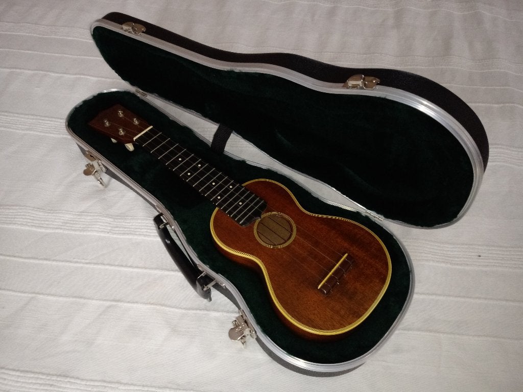 Original Martin Style 3 Sopraan Ukulele, 60s MINT, no cracks, Muziek en Instrumenten, Snaarinstrumenten | Overige, Verzenden, Zo goed als nieuw