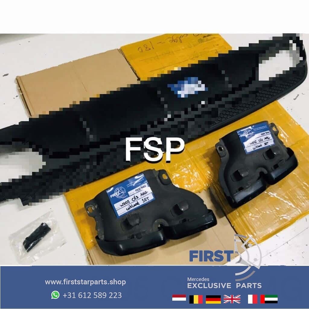 W205 C205 C63 AMG UITLAAT SIERSTUK LINKS / RECHTS Mercedes C, Gebruikt, -, Ophalen of Verzenden, -