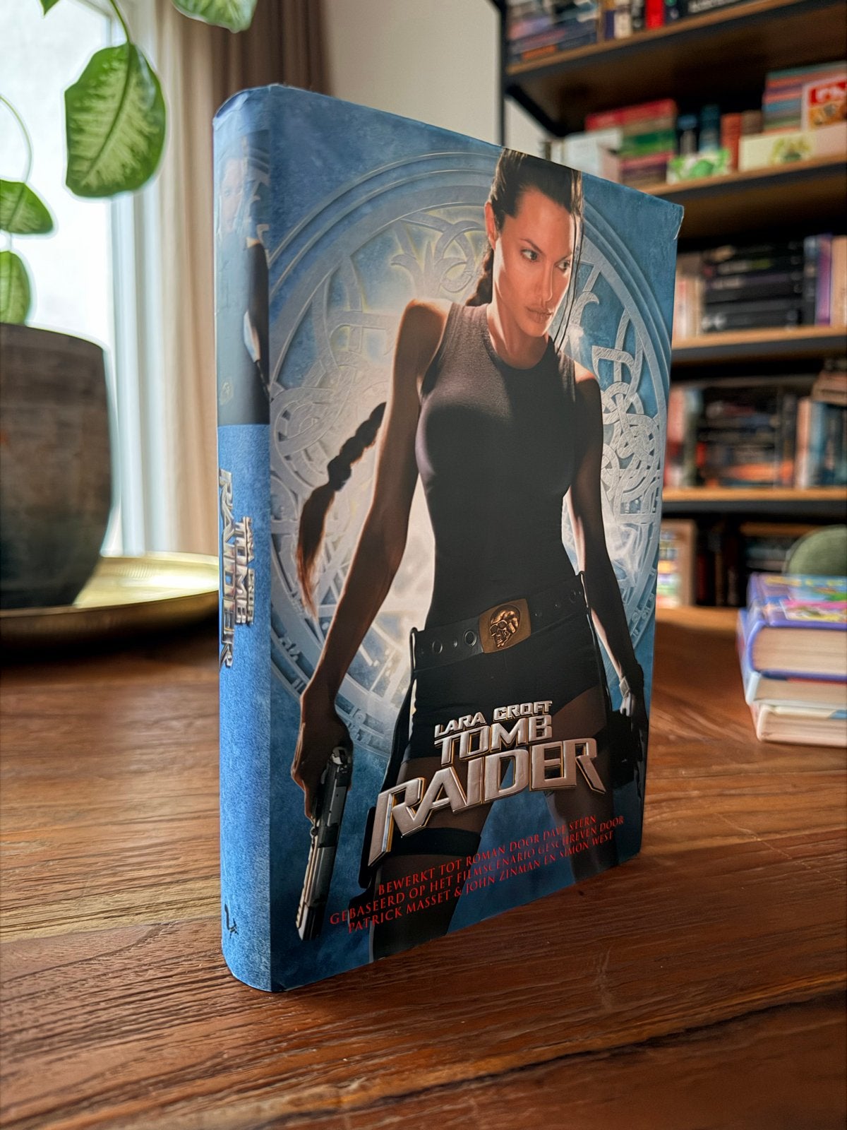 Lara Croft - Tomb Raider Boek (Hardcover), Verzenden, Zo goed als nieuw