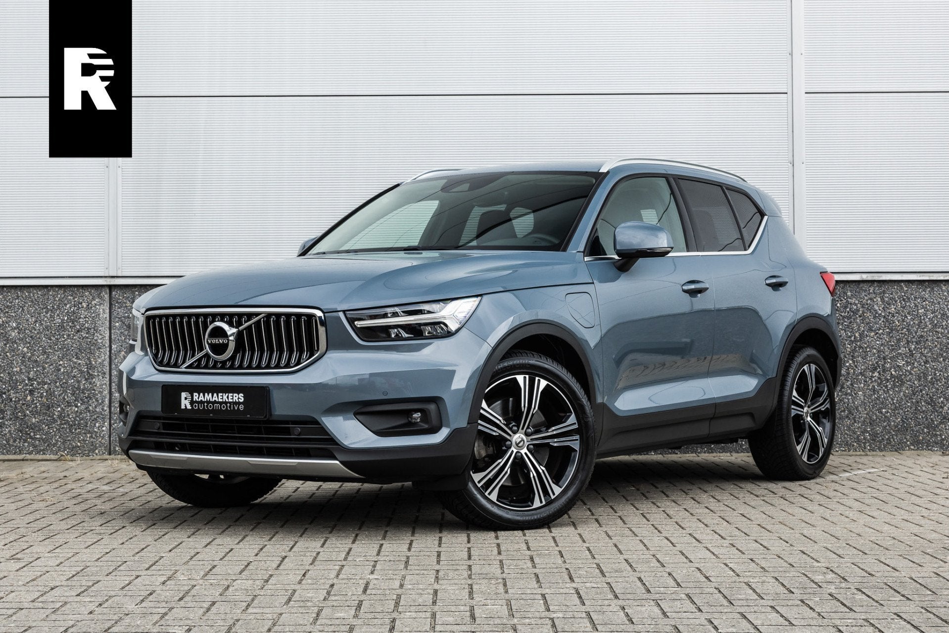 Volvo XC40 1.5 T4 Recharge Inscription Expression Trekhaak /, Stof, Met garantie (alle), Plug-in hybride, Bedrijf