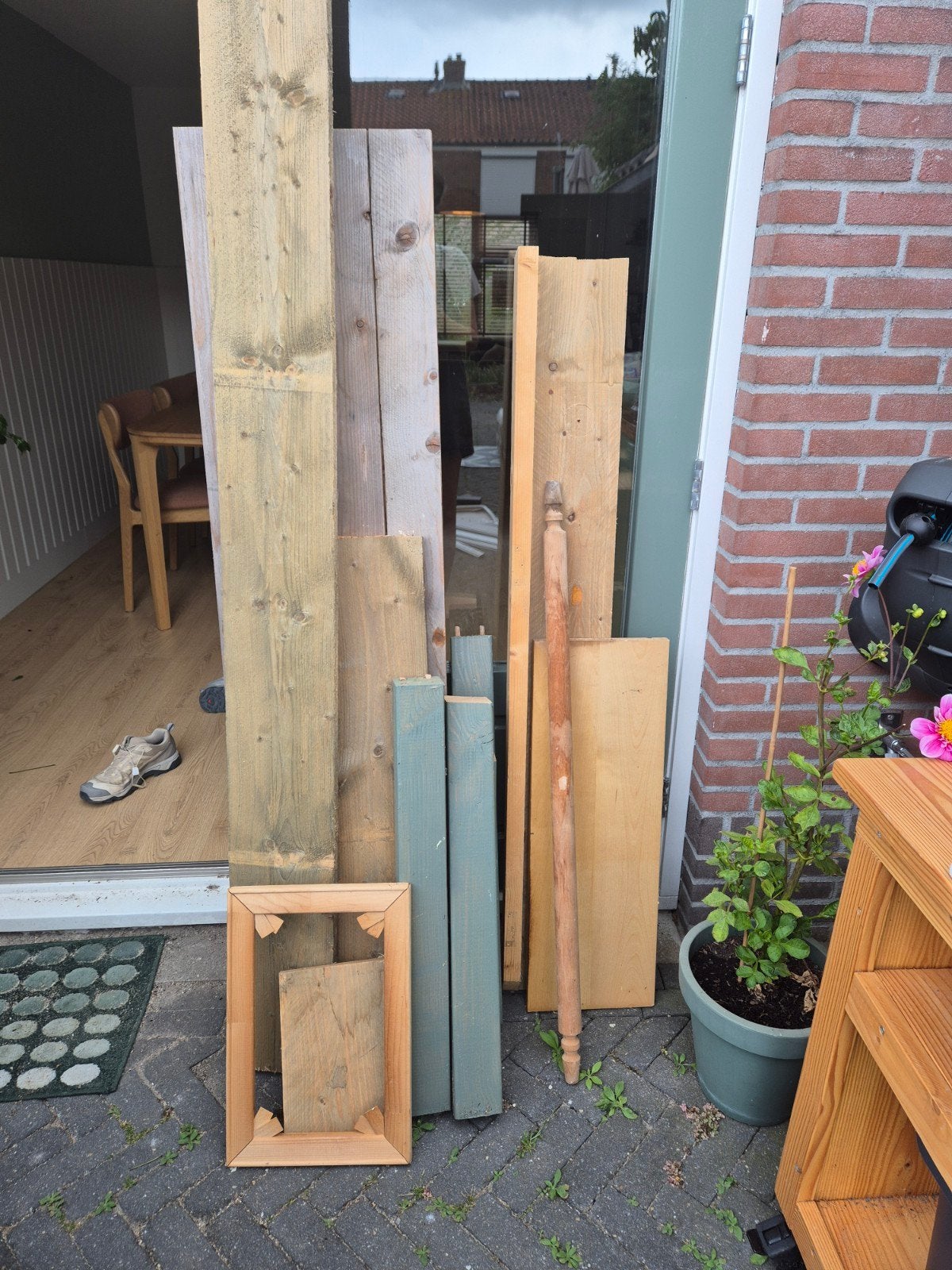 Gratis resthout, Ophalen, Steigerhout, Plank