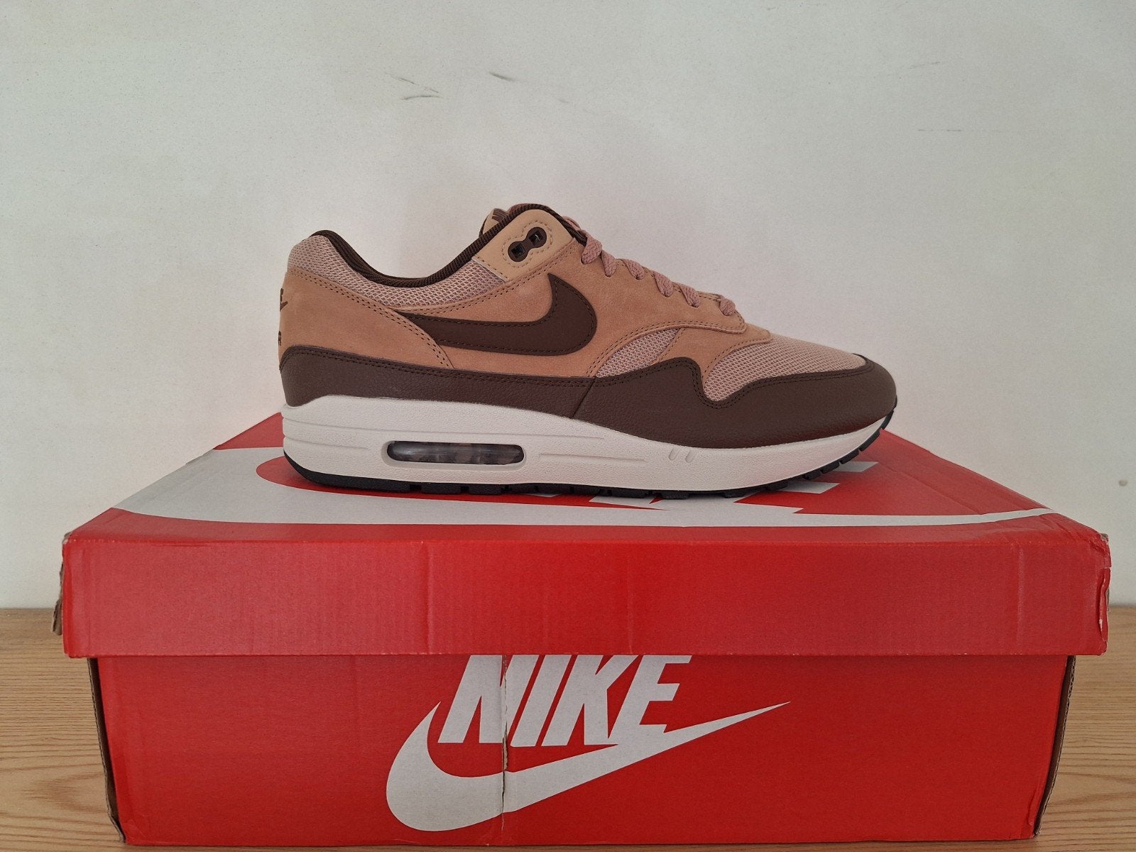 Nike Air Max 1 SC Cacao Wow - Maat 46, Kleding | Heren, Schoenen, Nike air max, Bruin, Nieuw, Ophalen of Verzenden