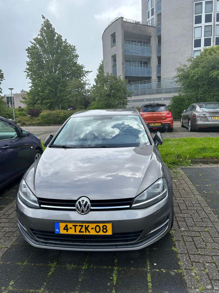 Volkswagen Golf 1.6 TDI 81KW 5D Blue Motion 2014 Grijs, Voorwielaandrijving, Stof, Euro 6, 4 cilinders