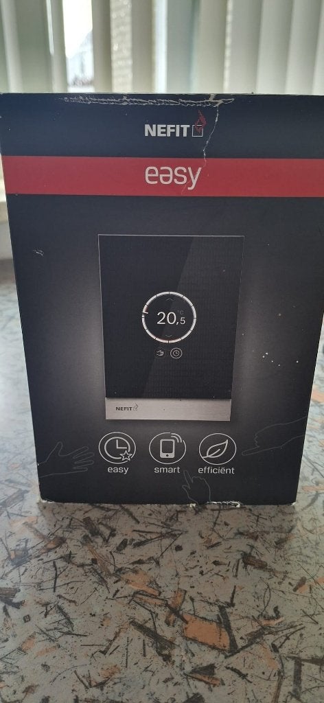 Slimme thermostaat van Nefit (Bosch), type Easy CT200, Ophalen of Verzenden, Slimme thermostaat, Zo goed als nieuw