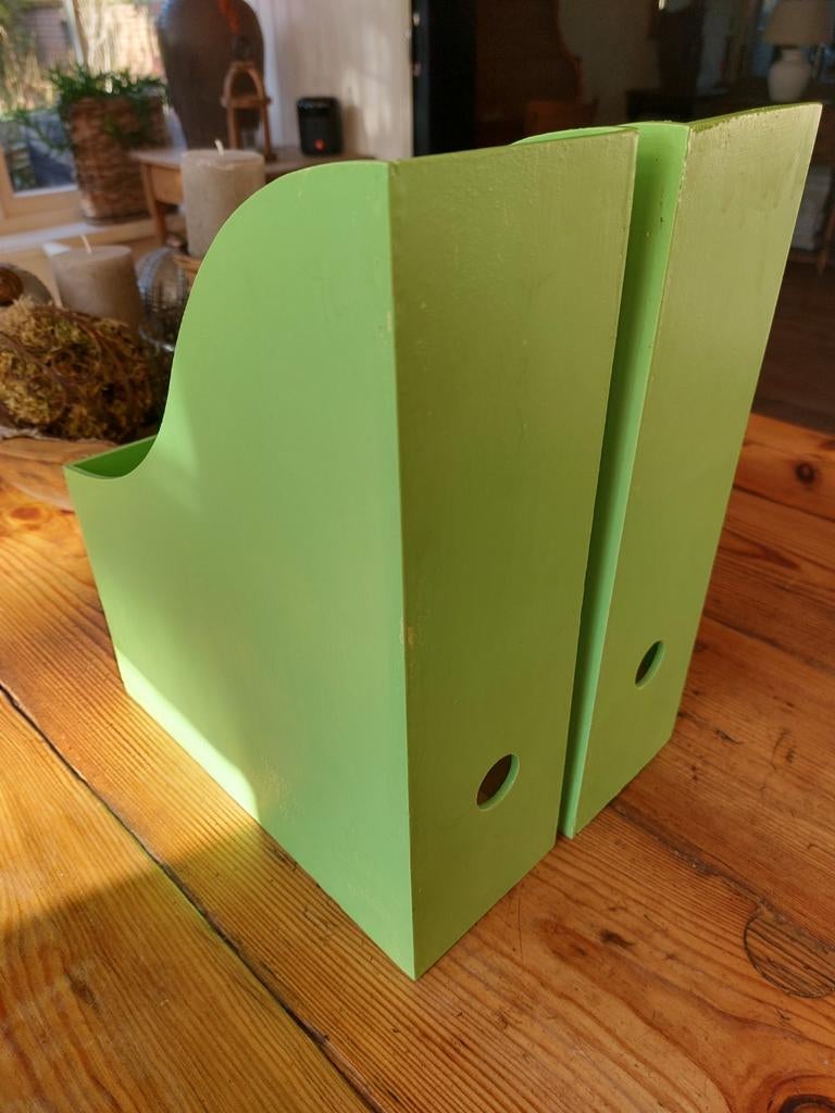 2 houten lectuurbakken., Ophalen of Verzenden