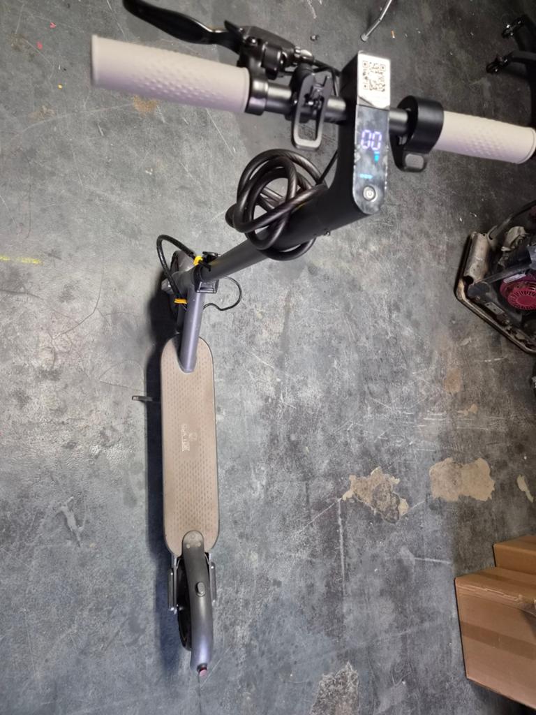 Elektrische step te koop, Fietsen en Brommers, Steps, Ophalen, Elektrische step (E-scooter)