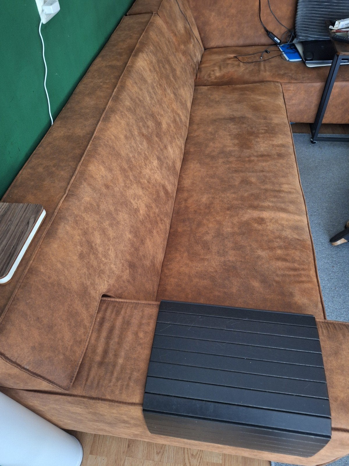 cognac hoekbank, 250 tot 300 cm, Gebruikt, 75 tot 100 cm, Ophalen of Verzenden