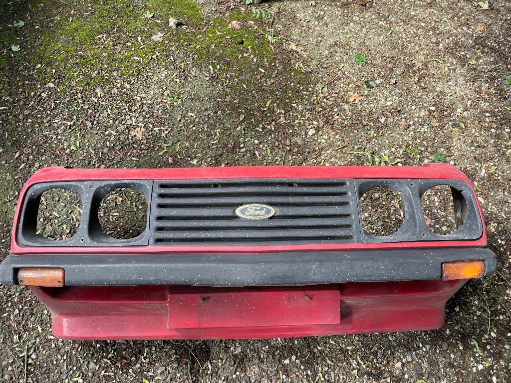 Front (neus) van een Ford Escort RS2000 MkII, rood, Ophalen, Gebruikt, Voor, Ford