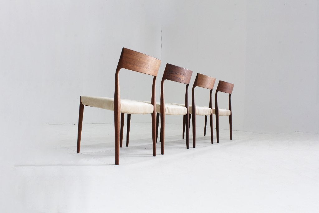 Vintage Mid century eetkamer stoelen Fristho  set van 4, Bruin, Design, Ophalen of Verzenden, Zo goed als nieuw