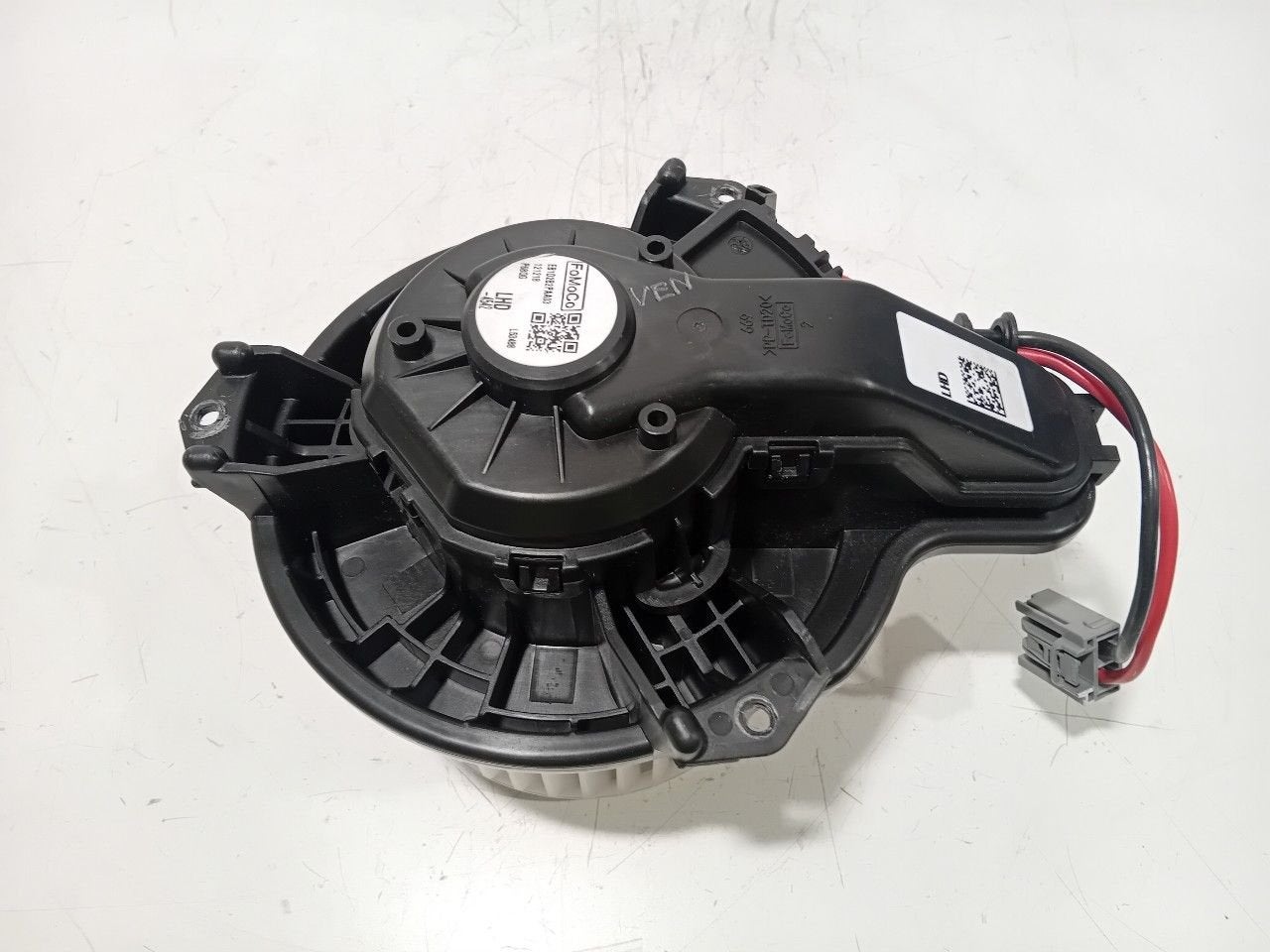 Kachel ventilator motor Ford Focus, Onderdelen@venauto.nl, Van der Ven Autorecycling B.V., Gebruikt, Ettenseweg 76, 4706 PB Roosendaal, The Netherlands
