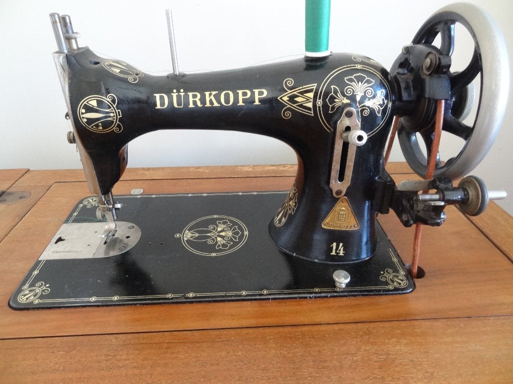 Naaitafel naaimachinetafel met Art Deco decoratie, Ophalen of Verzenden