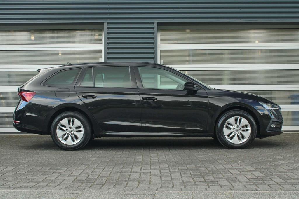 Skoda Octavia Combi 1.0 TSI 110pk Business Edition | Cruise, Auto's, Skoda, 12 maanden, Stof, Gebruikt, Zwart