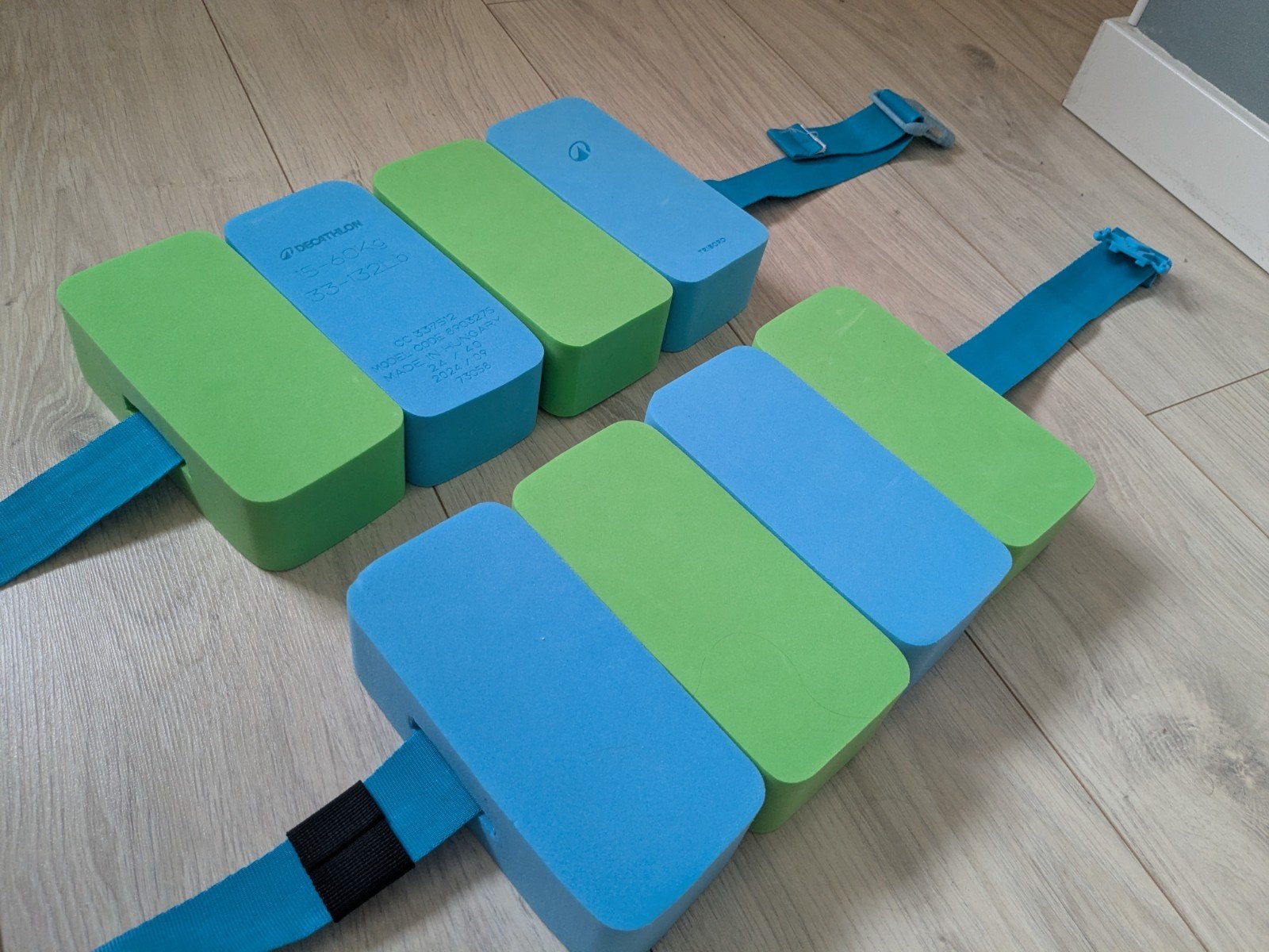 Zwemkurkjes / zwemgordel voor om het middel, Kinderen en Baby's, Overige Kinderen en Baby's, Zo goed als nieuw, Ophalen of Verzenden