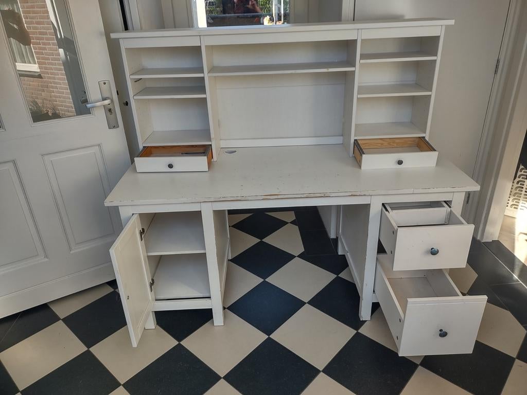 Ikea Hemnes bureau, Huis en Inrichting, Bureaus, Ophalen