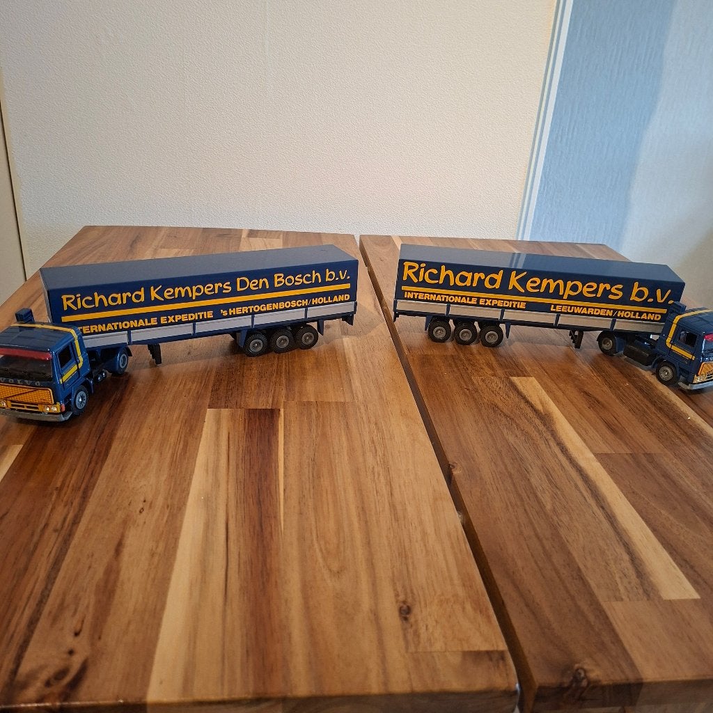Richard Kempers b.v. LEEUWARDEN ,Den Bosch b.v sHERTOGENBOSC, Verzenden, Zo goed als nieuw, Bus of Vrachtwagen, Tekno