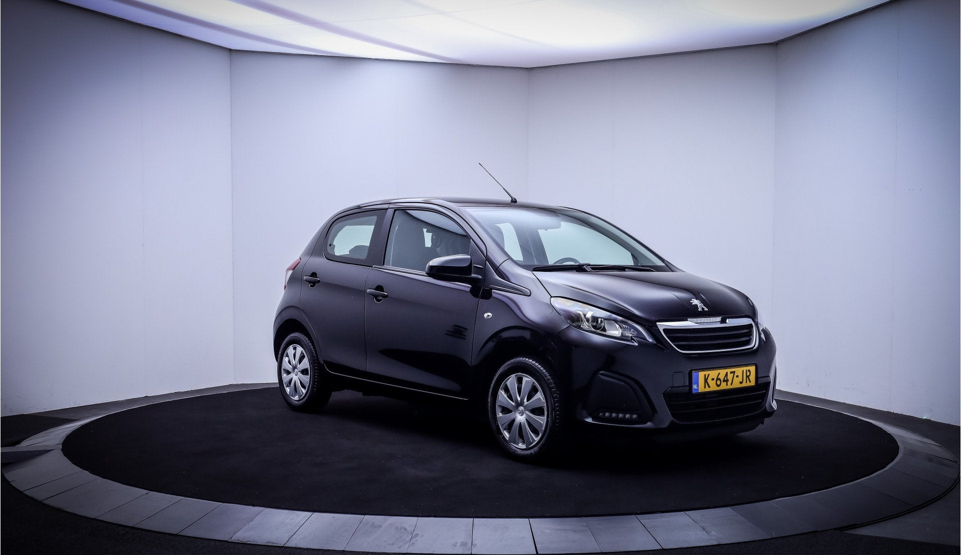 Peugeot 108 1.0 e-VTi Active AIRCO | BLUETOOTH | DAB, Auto's, Peugeot, Stof, Gebruikt, 4 stoelen, Zwart