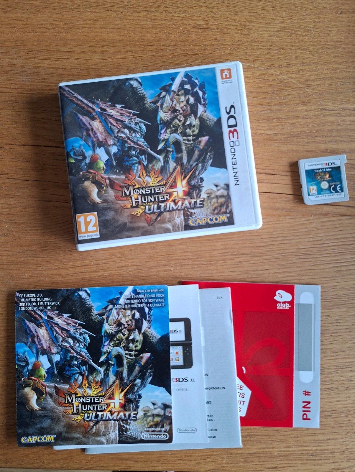 Monster Hunter 4 Ultimate (3DS), 1 speler, Ophalen of Verzenden, Zo goed als nieuw, Role Playing Game (Rpg)