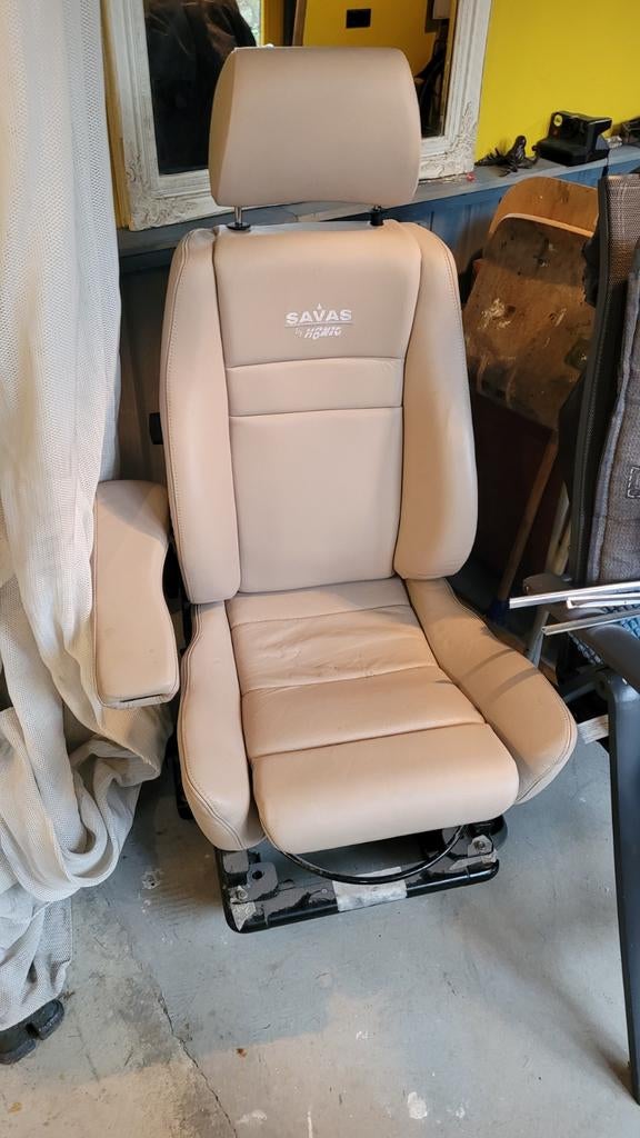 Sportstoel savas konig creme leer, Ophalen