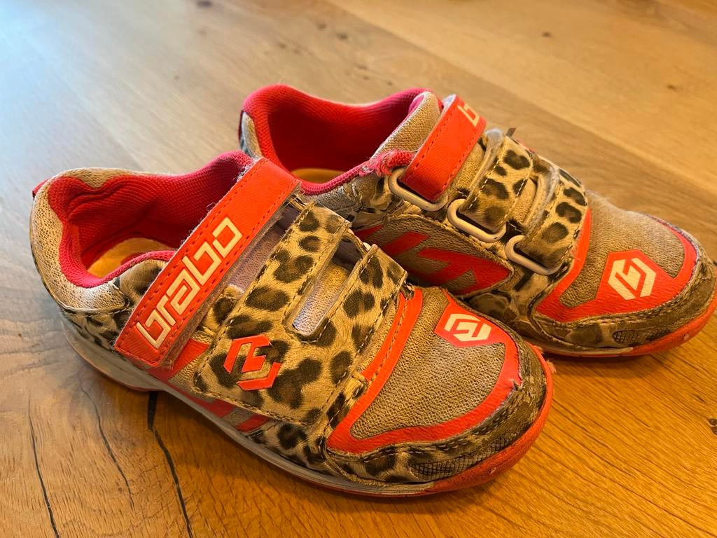 Brabo hockeyschoenen meisje maat 30 - Panterprint, Ophalen of Verzenden, Gebruikt, Schoenen