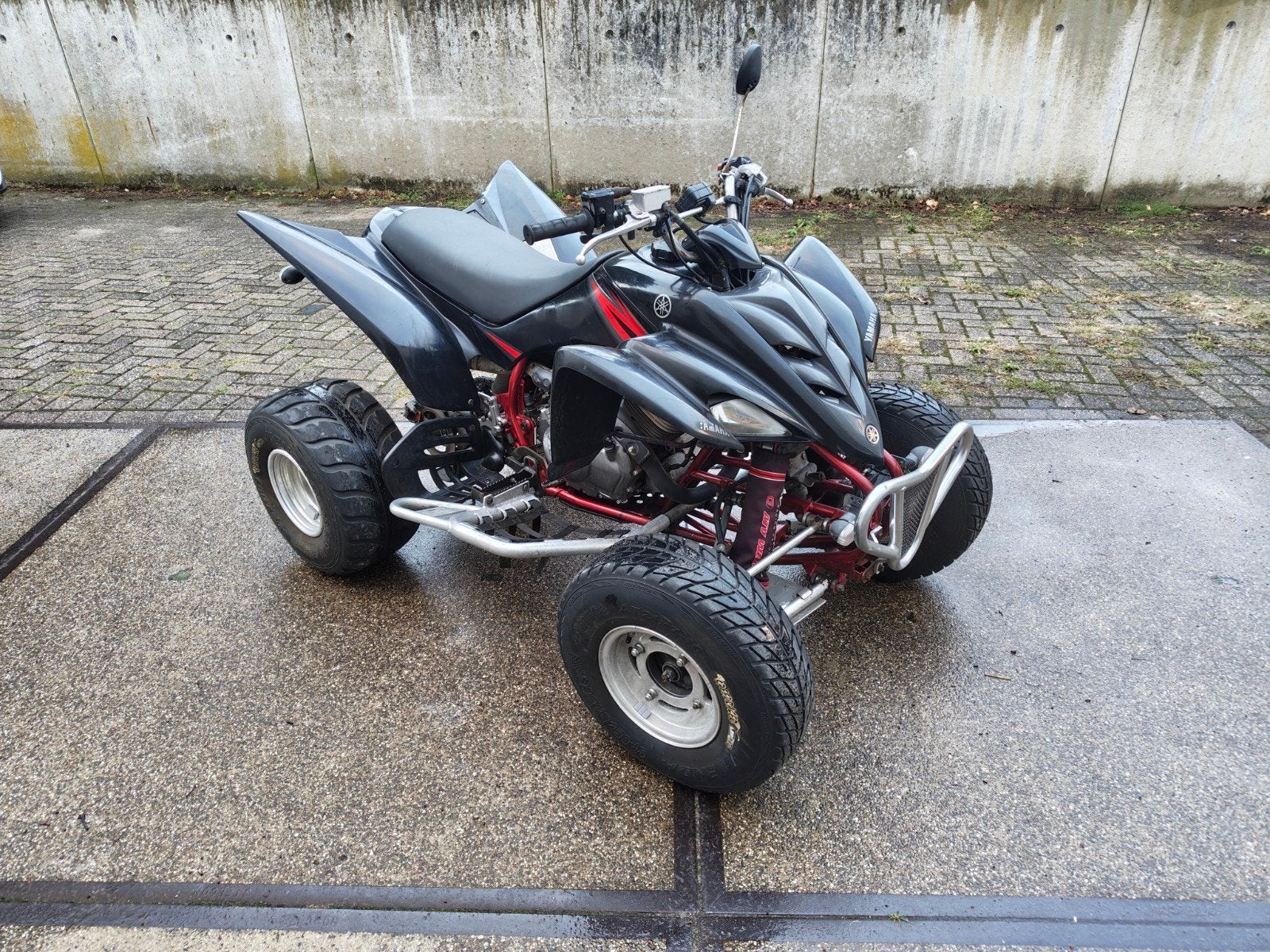 Yamaha Raptor 350 uit 2005 - Goede staat, nieuwe accu, 1 cilinder