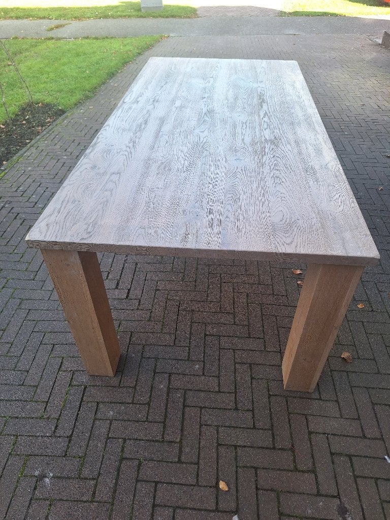 Robuuste eettafel, Ophalen, Gebruikt, 200 cm of meer, 50 tot 100 cm