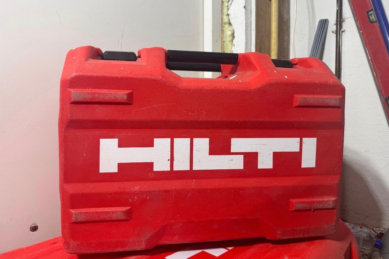Hilti SC 30WR-22 Nuron Cirkelzaag in koffer, Ophalen, Cirkelzaag, 70 mm of meer, Zo goed als nieuw