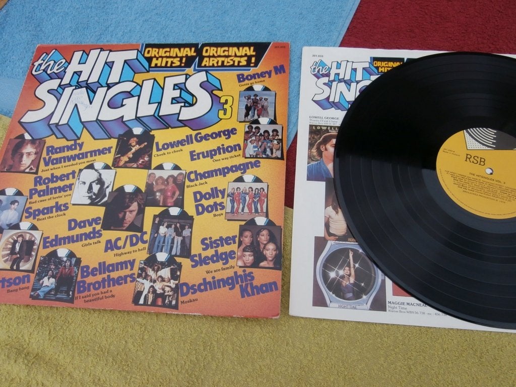 LP - The Hit Singles 3 - Various Artists., LP, Zo goed als nieuw, Pop, 12 inch