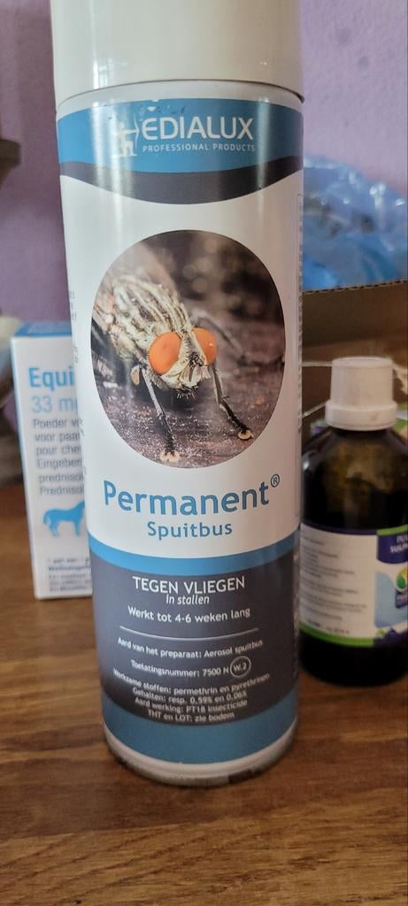 Stal spuitbus tegen vliegen, Dieren en Toebehoren, Ophalen, Zo goed als nieuw