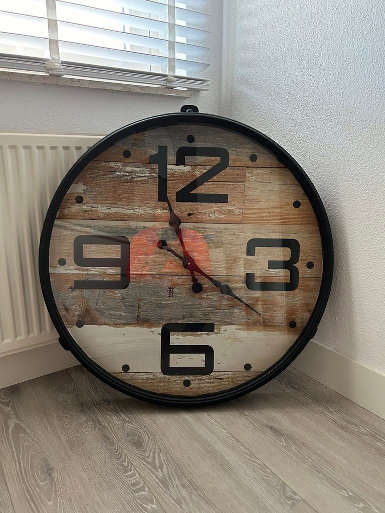 Wandklok - Diameter 80 cm - Hoogte 8 cm, Huis en Inrichting, Woonaccessoires | Klokken, Ophalen, Gebruikt, Analoog, Wandklok