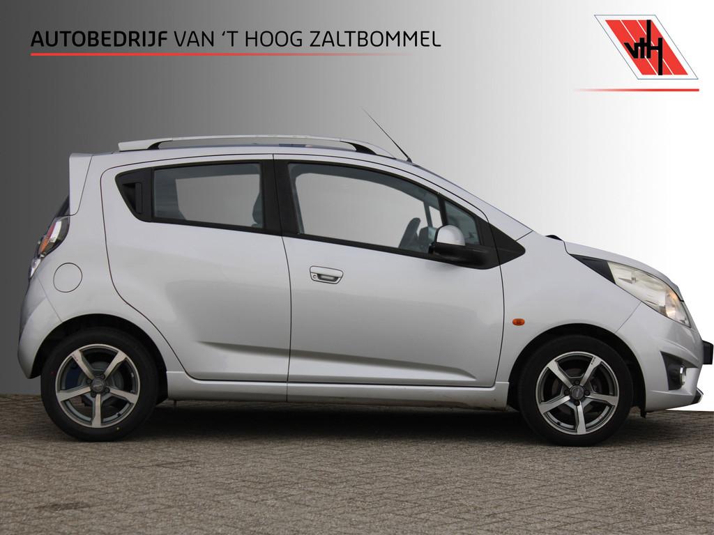 Chevrolet Spark 1.2 16V LT (bj 2010), Auto's, Voorwielaandrijving, Stof, Gebruikt, Zwart
