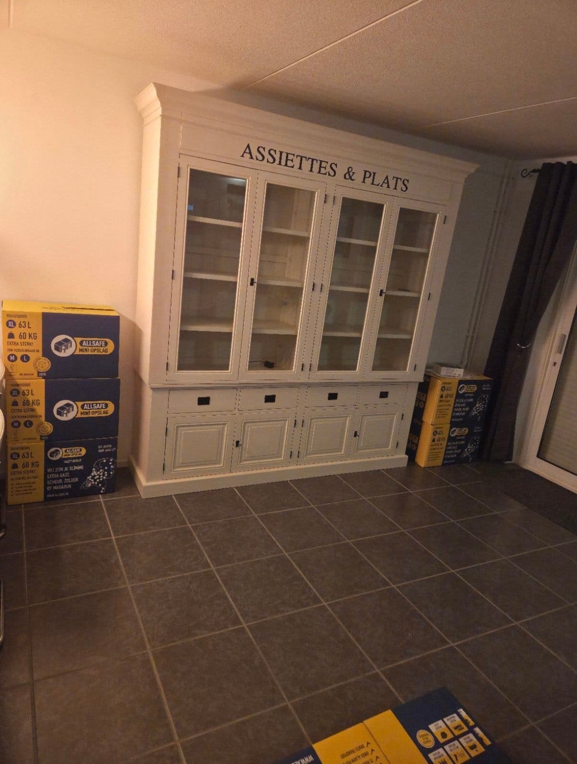 White Buffet Cabinet, Ophalen, Gebruikt, 200 cm of meer, 200 cm of meer