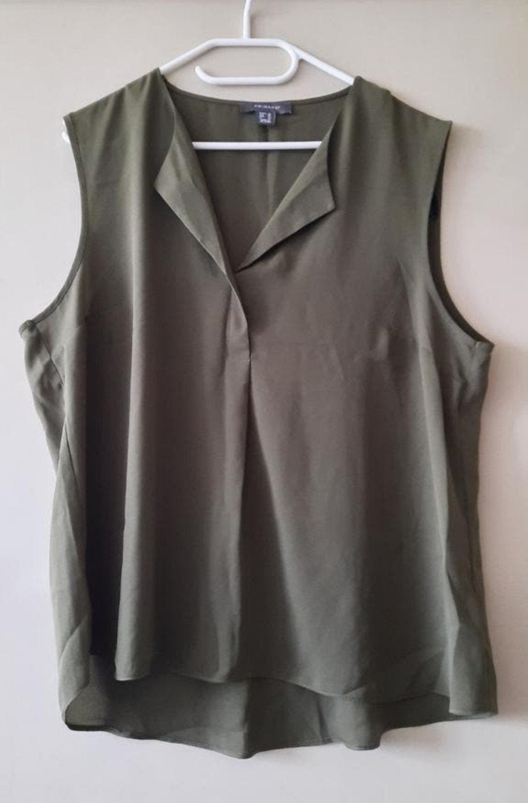 Primark mouwloze top maat 46, Primark, Maat 46/48 (XL) of groter, Ophalen of Verzenden, Zonder mouw