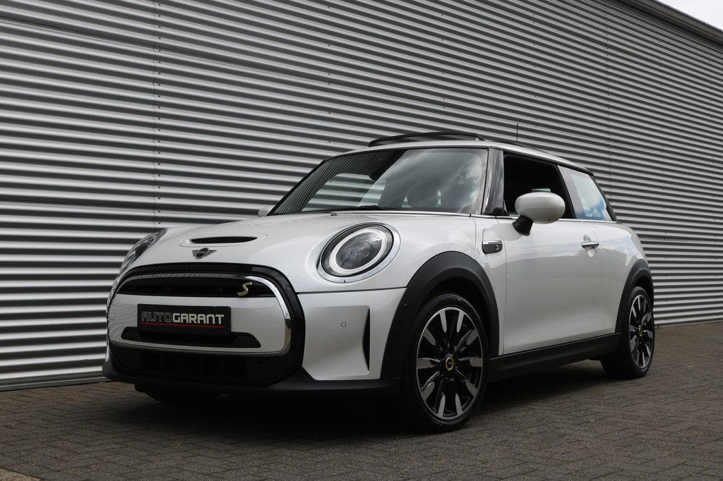 MINI Electric MINI Electric 33 kWh (SOH 95.6% Panoramadak Sp, 12 maanden, Gebruikt, 4 stoelen, USB