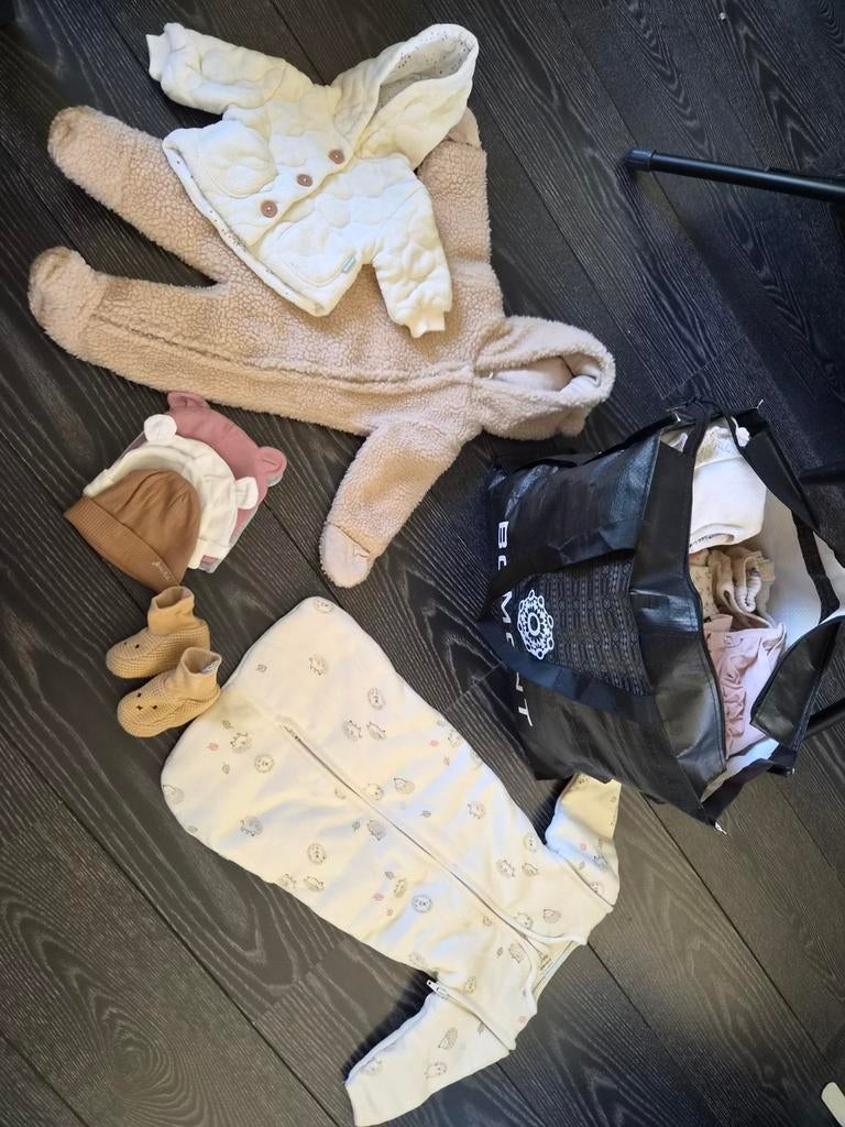 Tas babykleding meisje maat 50/56, Ophalen, Zo goed als nieuw, Maat 50
