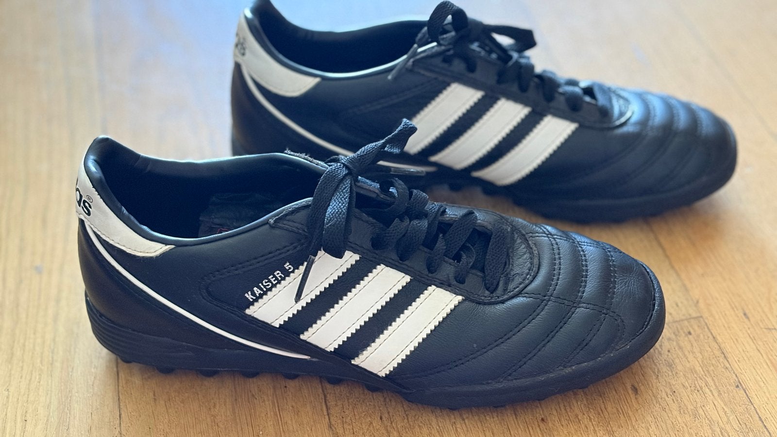 Adidas Kaiser 5 Turf Voetbalschoenen - Maat 38 2/3, Ophalen of Verzenden, Zo goed als nieuw, Schoenen