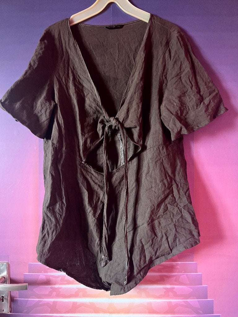 Bruine buik vrije playsuit maat 44 nu voor 14,99€, Bruin, Maat 42/44 (L), Ophalen of Verzenden, Zo goed als nieuw