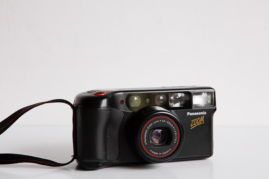 Panasonic Zoom C2000 Analoge Camera made in Japan, Audio, Tv en Foto, Fotocamera's Analoog, Ophalen of Verzenden, Gebruikt, Compact