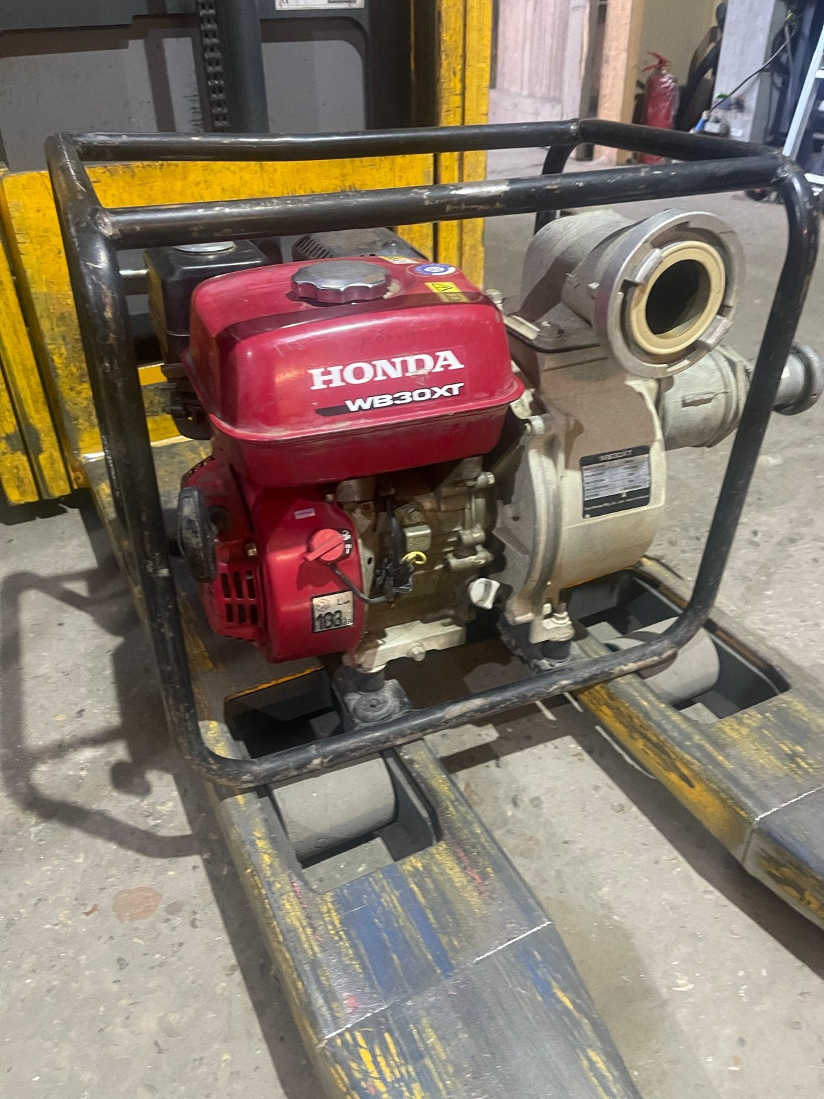 Honda WB30XT DRX Waterpomp - 1100 l/min, Doe-het-zelf en Verbouw, Compressors, Ophalen, 6 tot 10 bar, Minder dan 25 liter, Mobiel