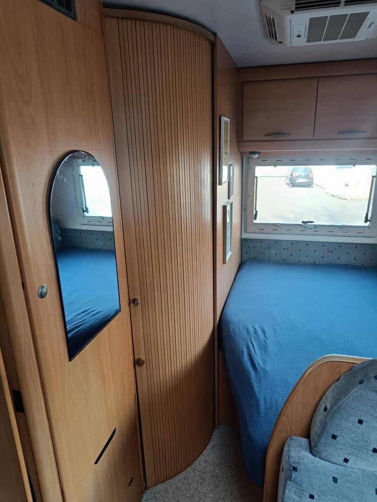 Foto 20 van Topstaat: 6-persoons Hymer BR598 camper | APK: maart 2027