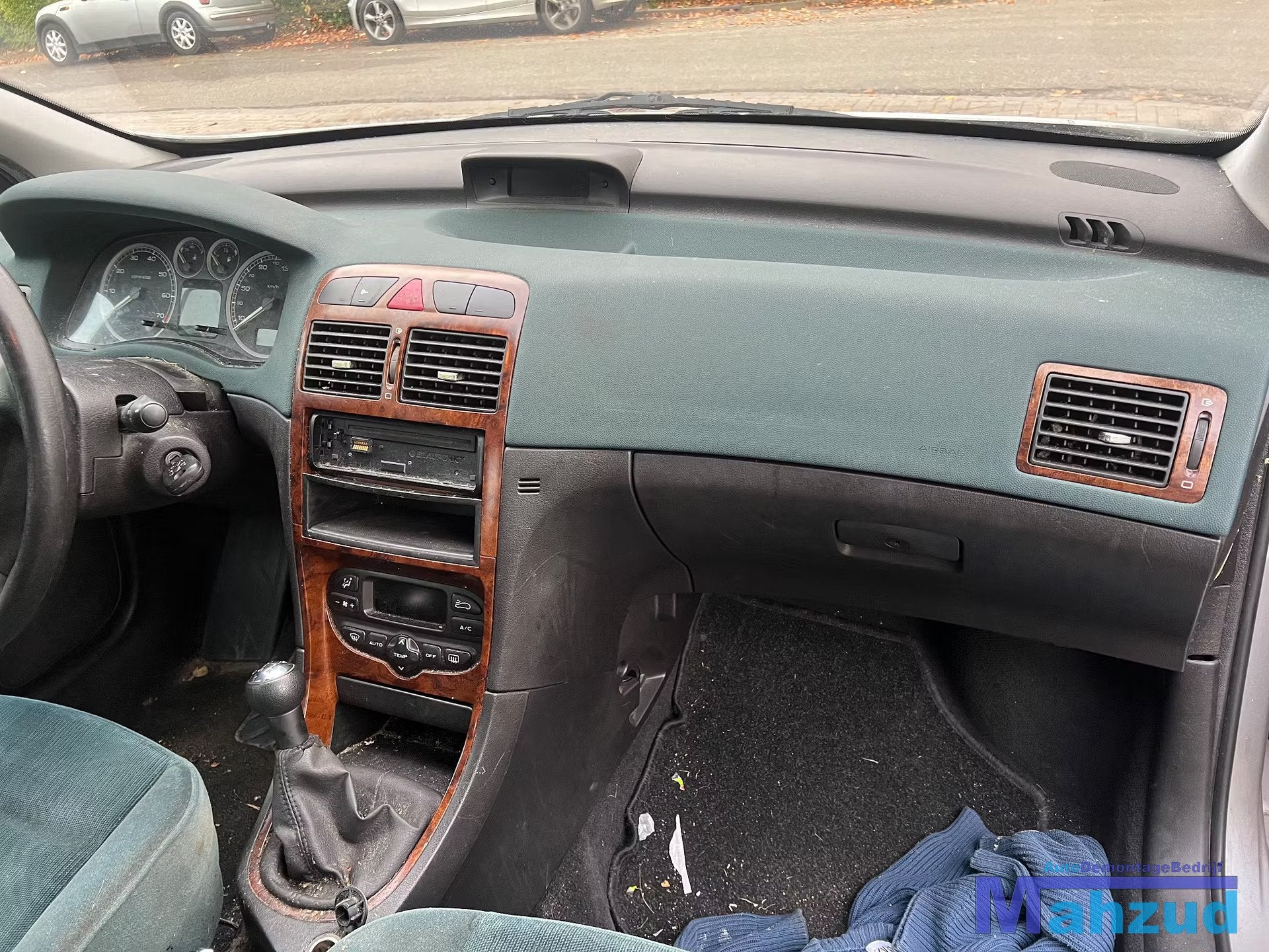peugeot 307 dashboard delen onderdelen kast rooster pook, Taurusavenue 1
2132 LS  Hoofddorp, NL, Gebruikt, Contact.group@renault.com