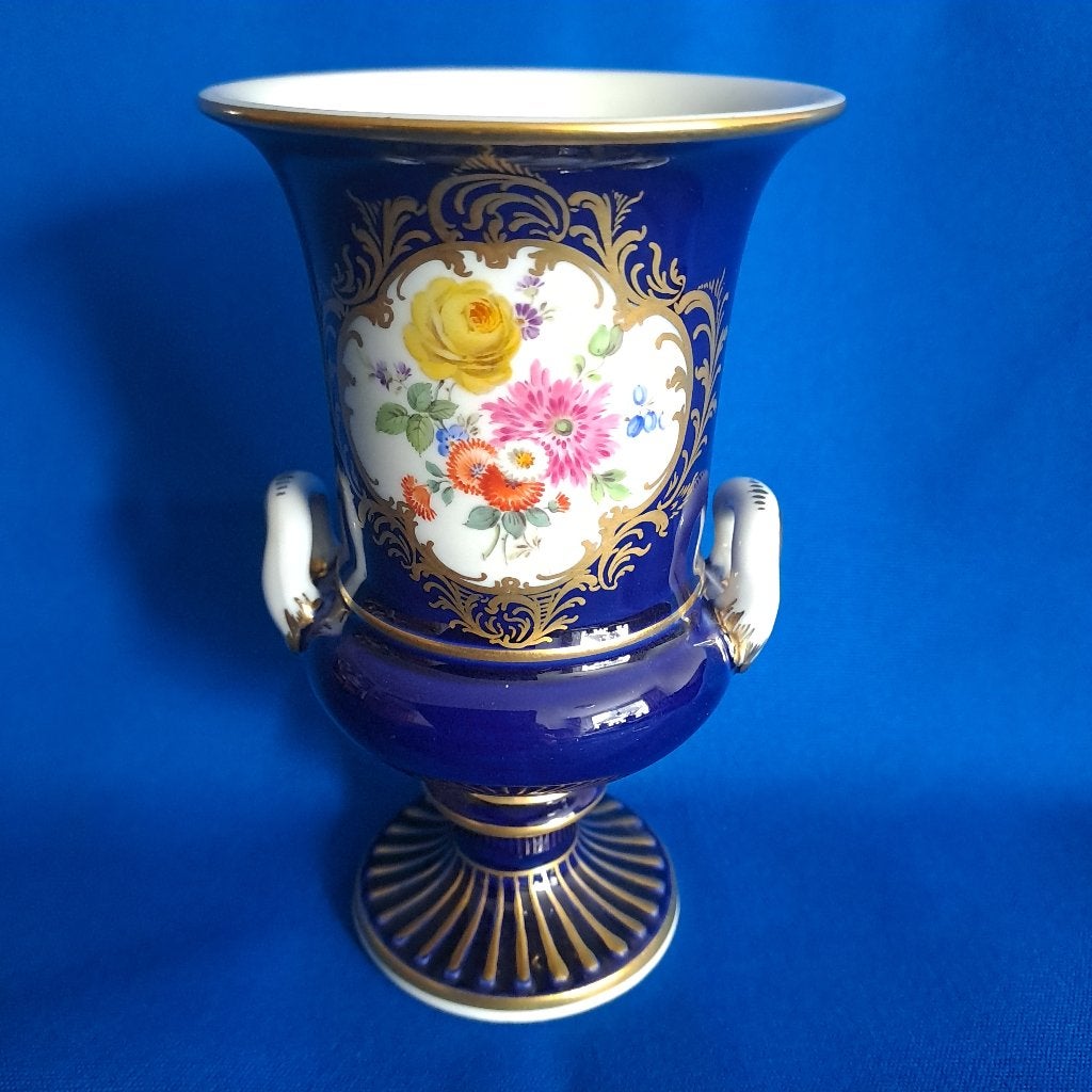 Meissen voetvaas, Ophalen