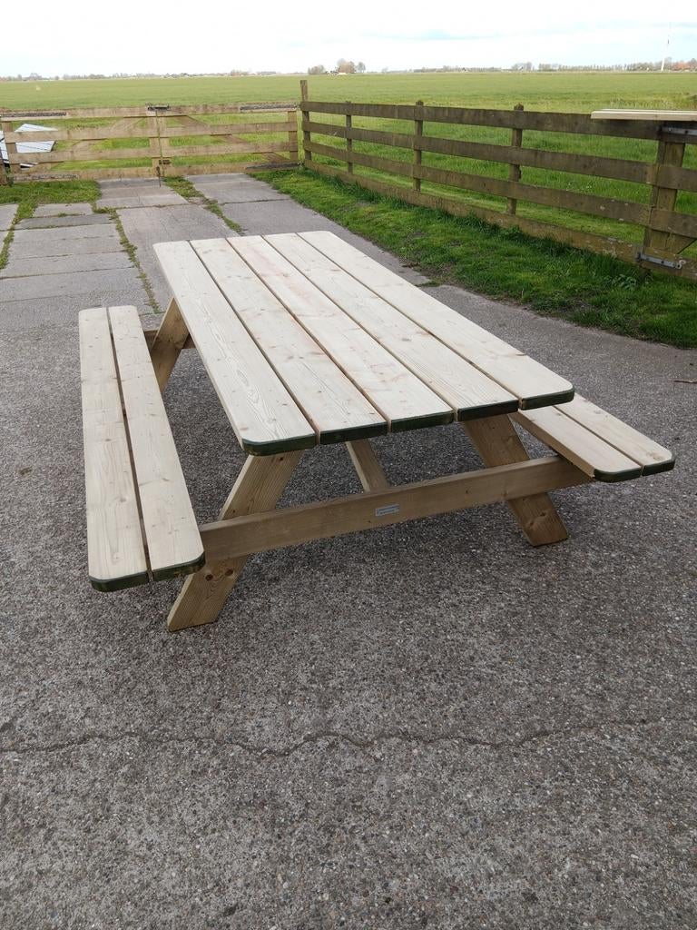 Robuuste picknicktafels 2,4 meter en 1,95 meter. Gebracht, Ophalen, Nieuw, Rechthoekig, Hout