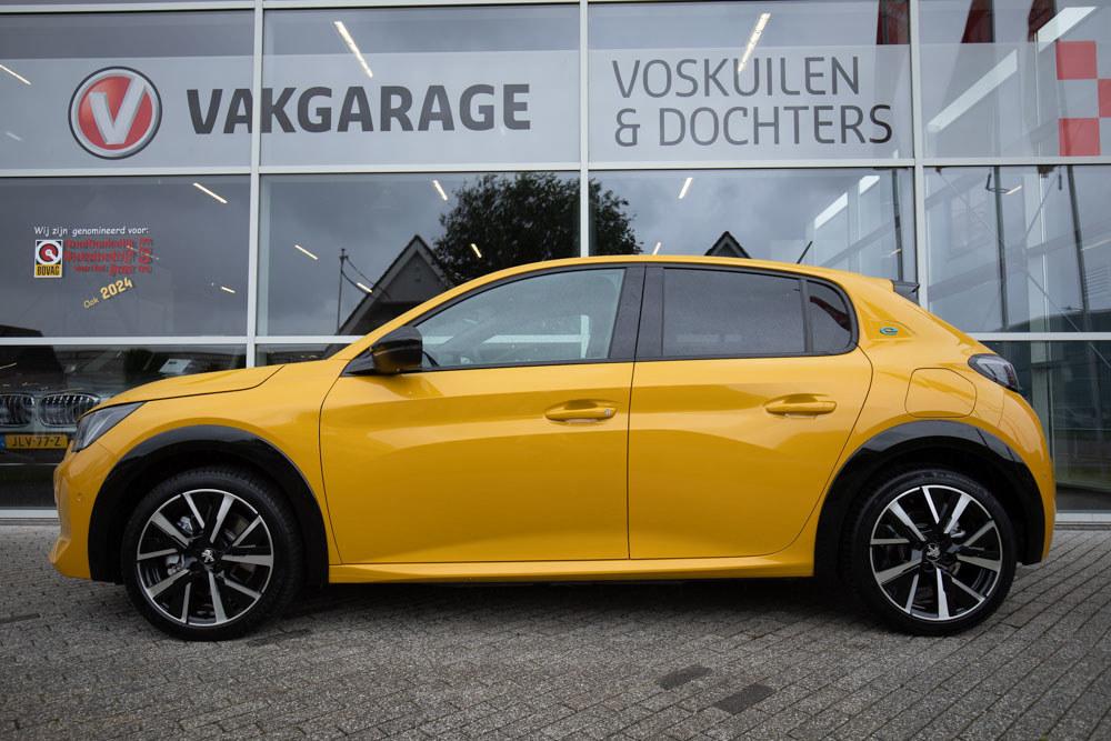 Peugeot E-208 EV GT 350 50 kWh |SOH Rapport | dodehoeksensor, 136 pk, Gebruikt, Zwart, Leder en Stof