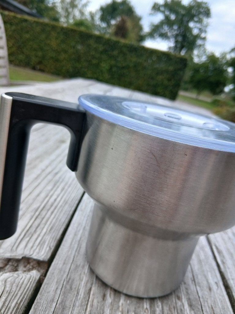 Te koop mooie severin melkschuimer, Gietijzer, Verzenden, Met handvatten, Zo goed als nieuw