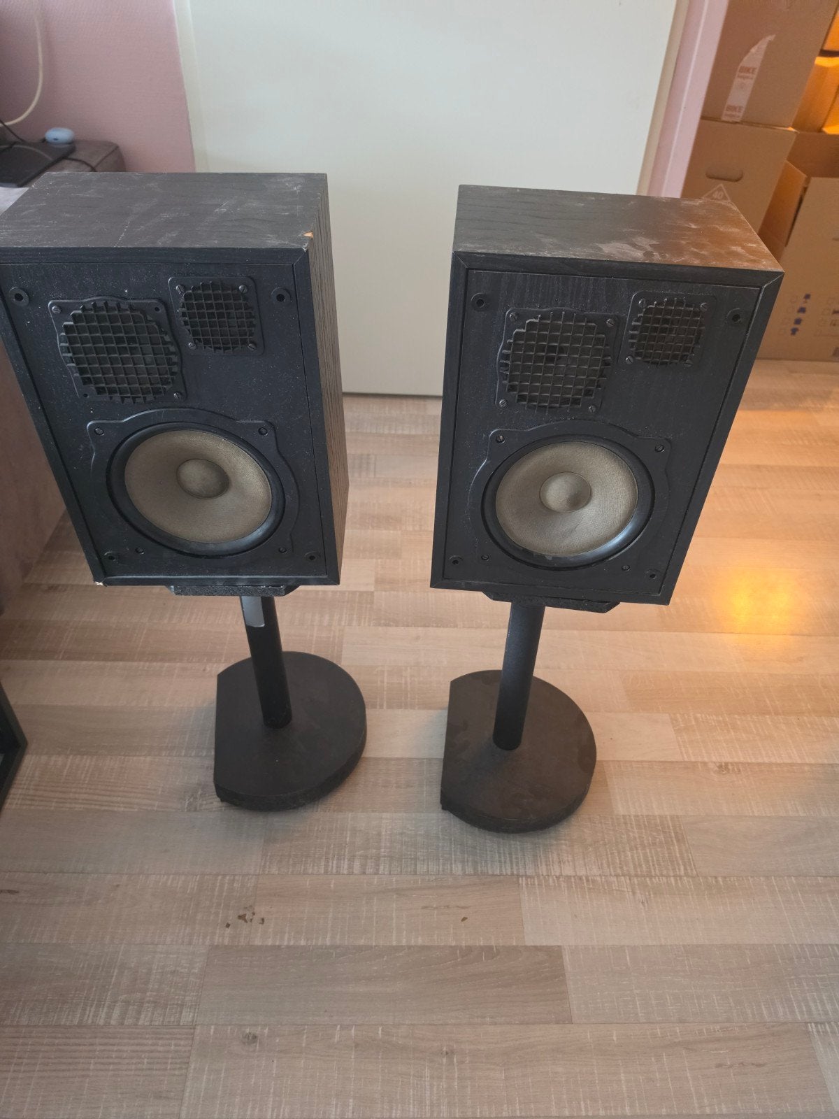 Vintage Boekenplank Luidsprekers met Stands, Gebruikt, Inclusief standaarden, Minder dan 60 watt, Boekenplank luidspreker