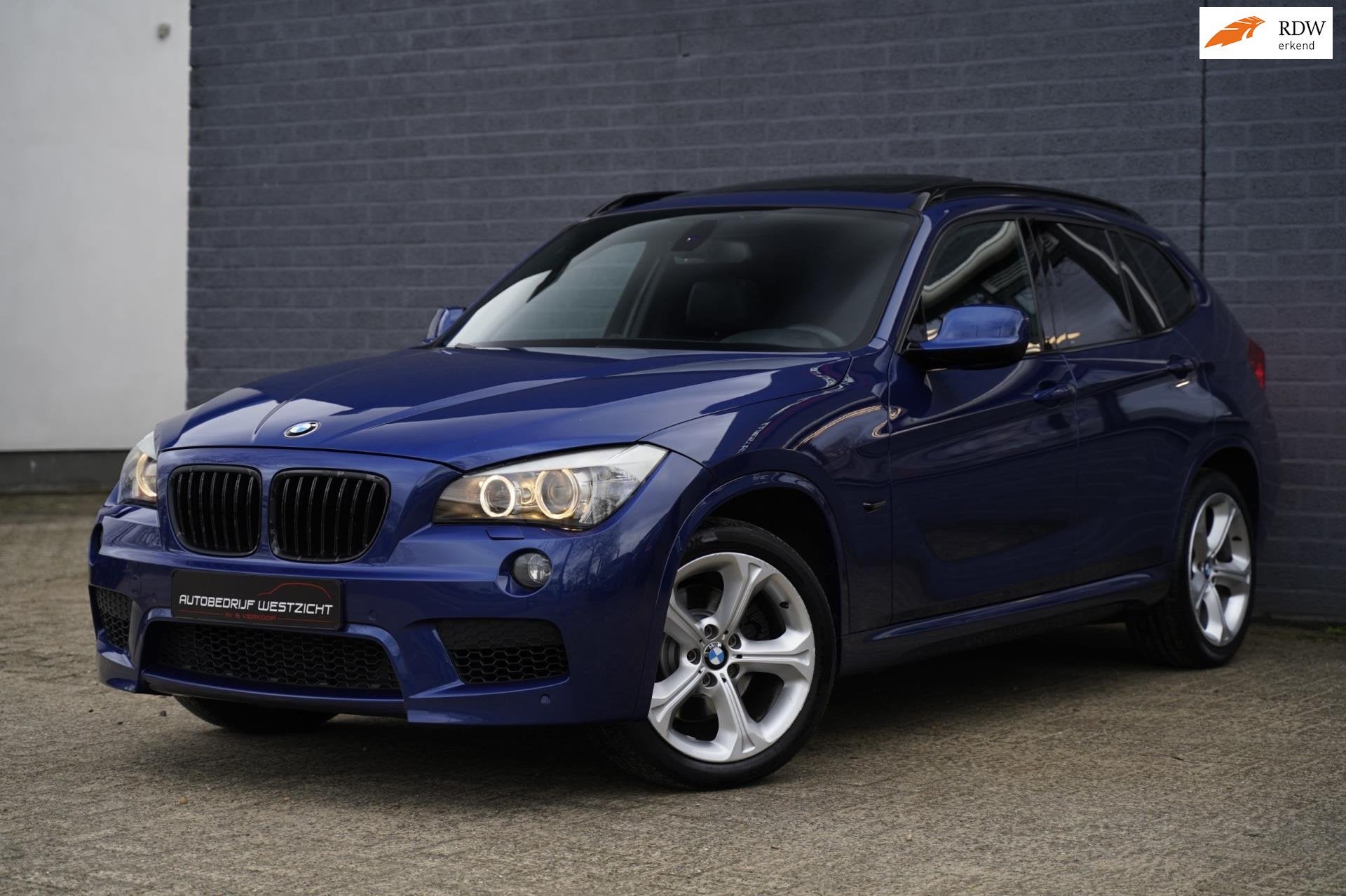 BMW X1 XDrive28i, M pakket, Pano, Leer, NAP, Auto's, Gebruikt, Zwart, Blauw, Bedrijf