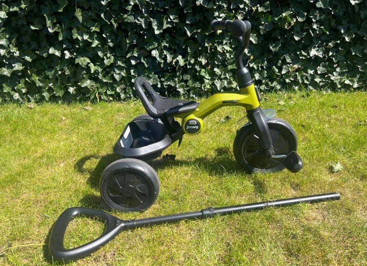 Joovy driewieler, Ophalen, Zo goed als nieuw, Duwstang