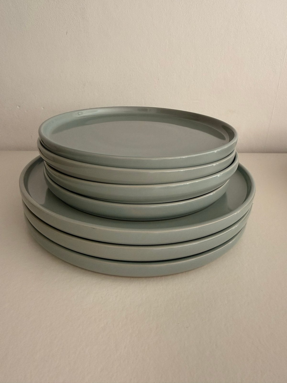 Søstrene Grene Borden - 3 grote, 4 kleine - Mintgroen, Ophalen, Keramiek, Zo goed als nieuw, Bord(en)